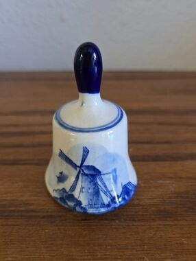 Blue Delft-Style Ceramic Bell with Windmill Tote 12, Box 1